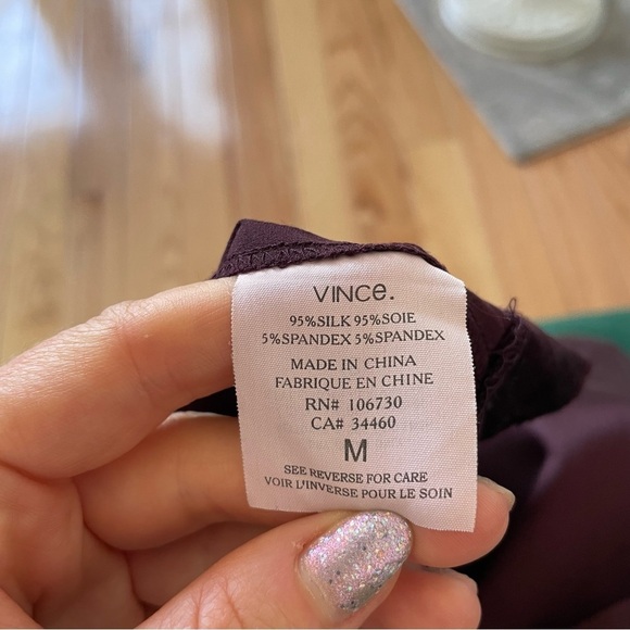 VINCE V-Neck Knee-Length Stretch Silk Ruffle Burgundy Purple Shift Dress EUC M - Picture 11 of 12